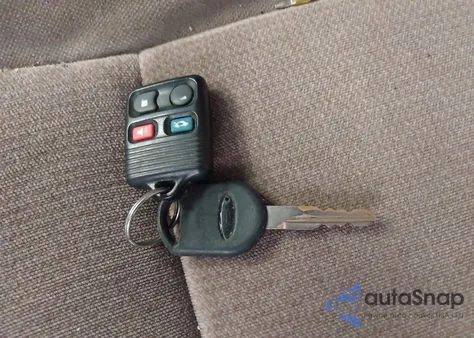 2001 Ford Taurus Se из США, поврежденный, VIN 1FAFP53U81G177007